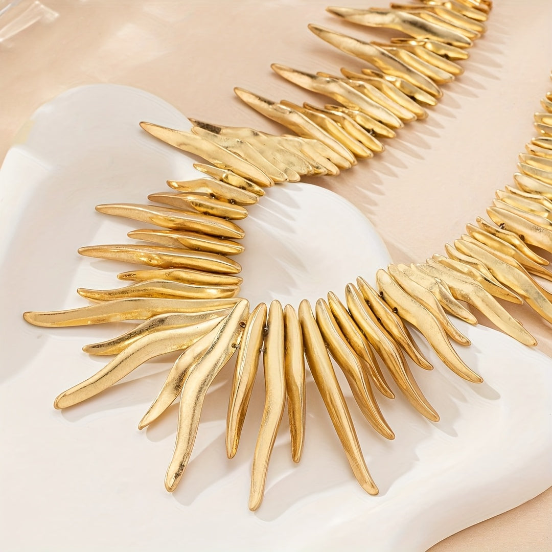 Collier Gothique Géométrique Irrégulier Doré à Pointes