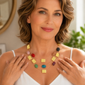 Collier Multirangs Carrés Dorés et Pierres Multicolores