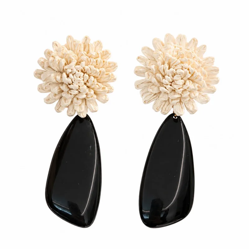 Boucles d’Oreilles Vintage Françaises avec Fleur Artisanale et Goutte Noire