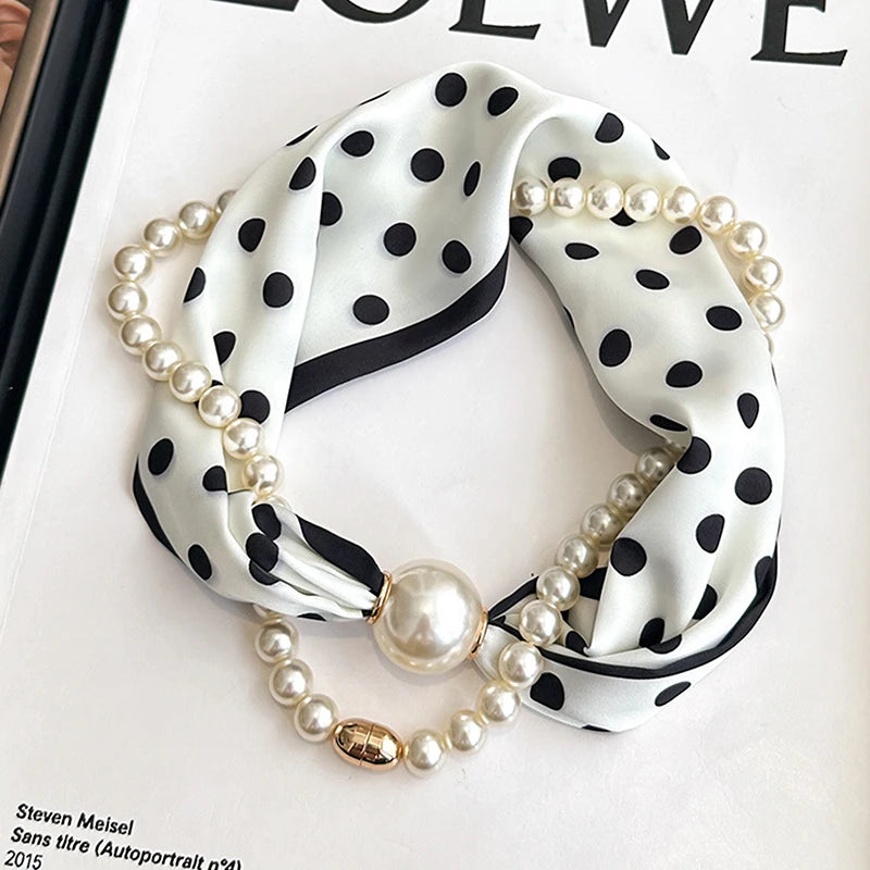 Foulard Collier Satiné avec Perles
