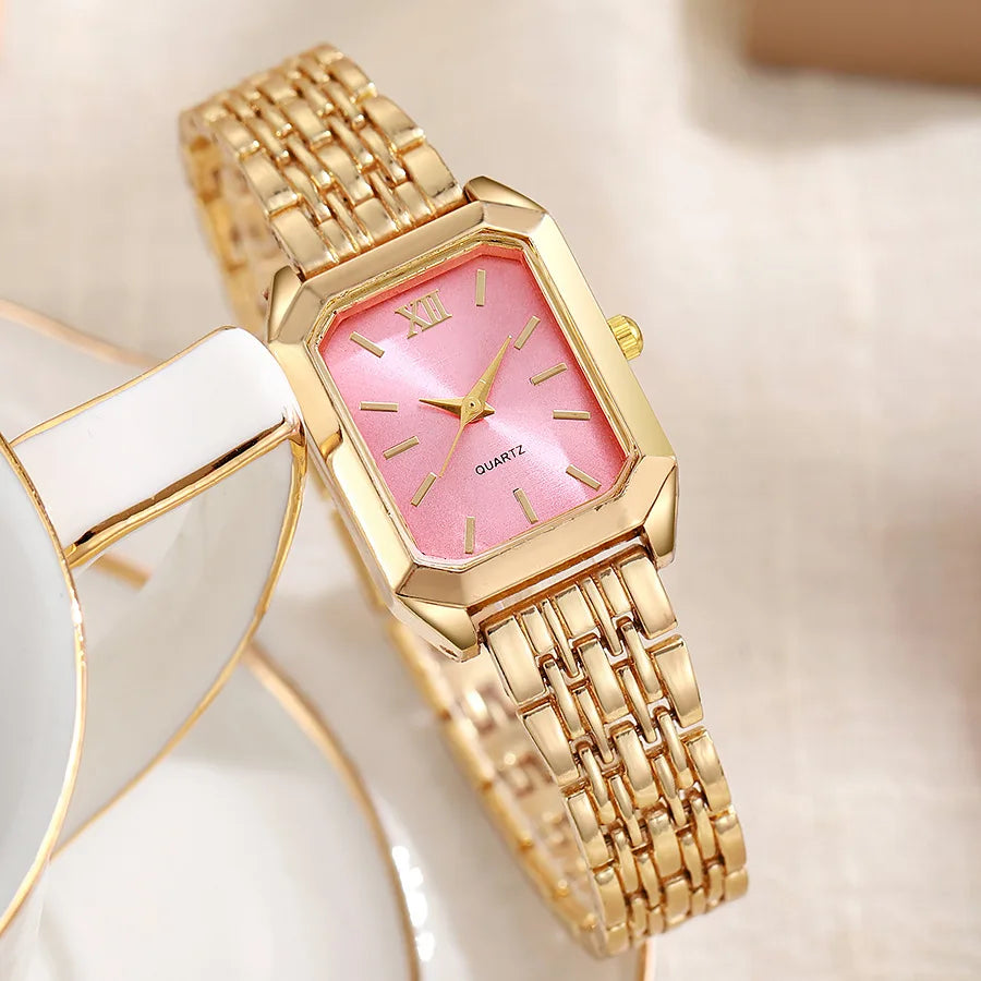 Montre Femme Rectangulaire Dorée avec Cadran Coloré