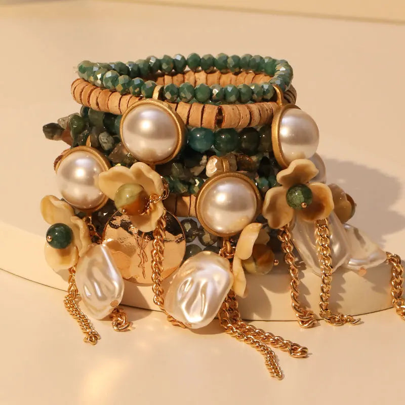 Ensemble de bracelets faits main à perles et fleurs