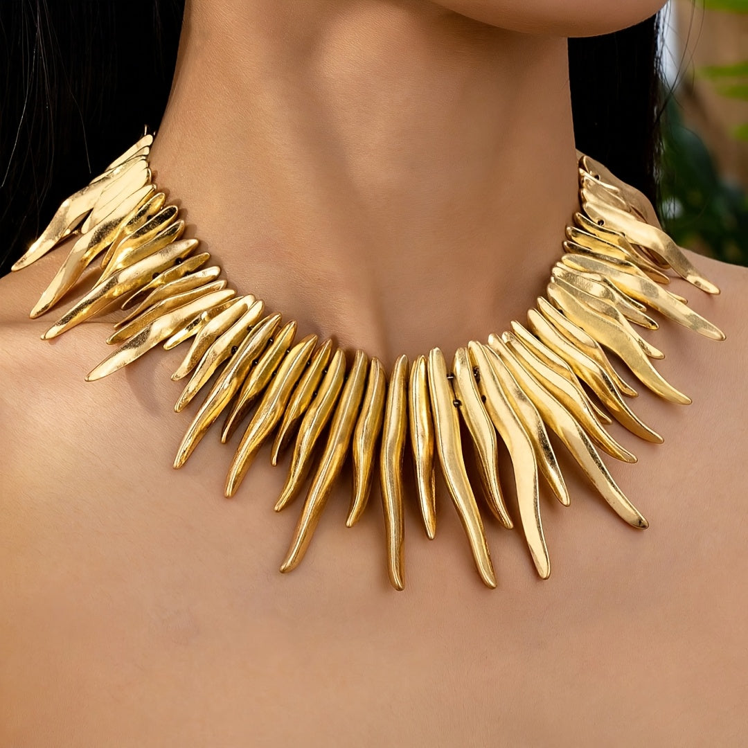 Collier Gothique Géométrique Irrégulier Doré à Pointes